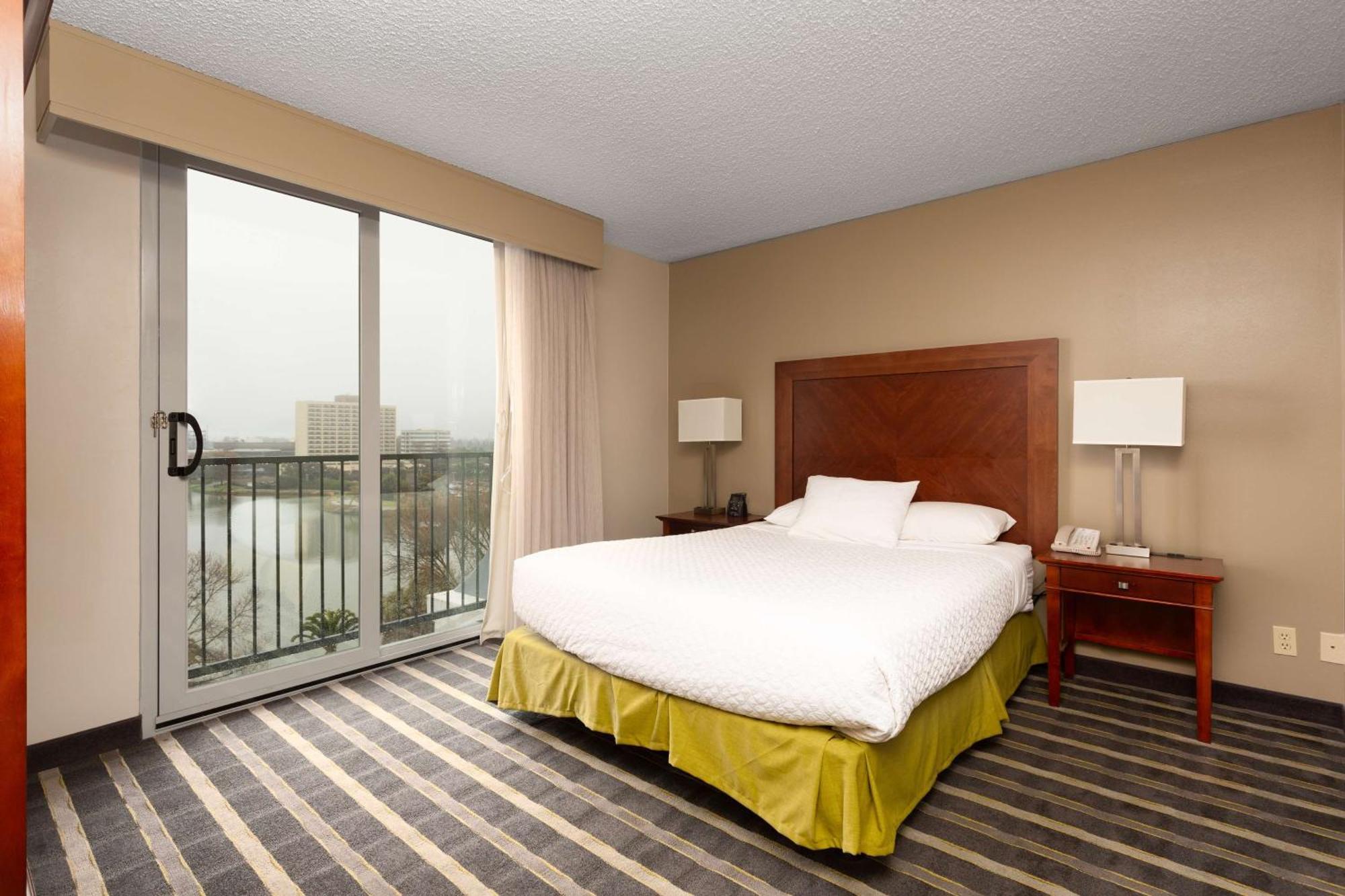 Embassy Suites San Francisco Airport - Waterfront Burlingame Exterior foto